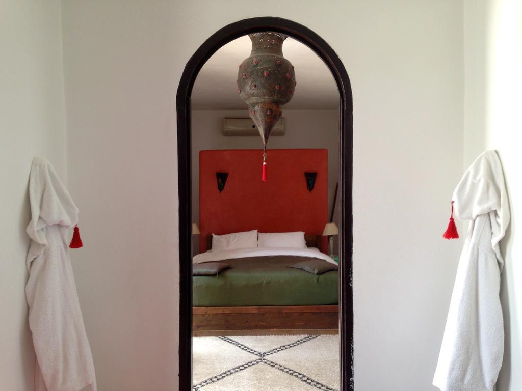 Riad Tizwa Fès Zimmer foto