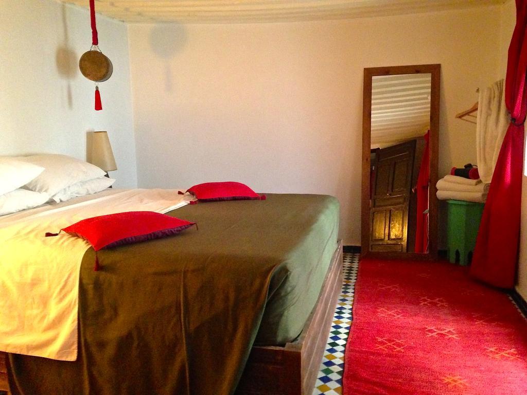 Riad Tizwa Fès Zimmer foto