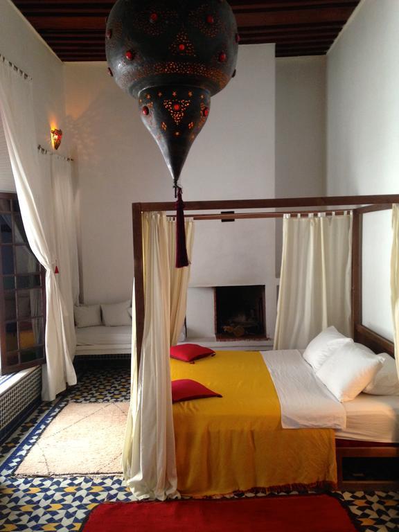 Riad Tizwa Fès Zimmer foto