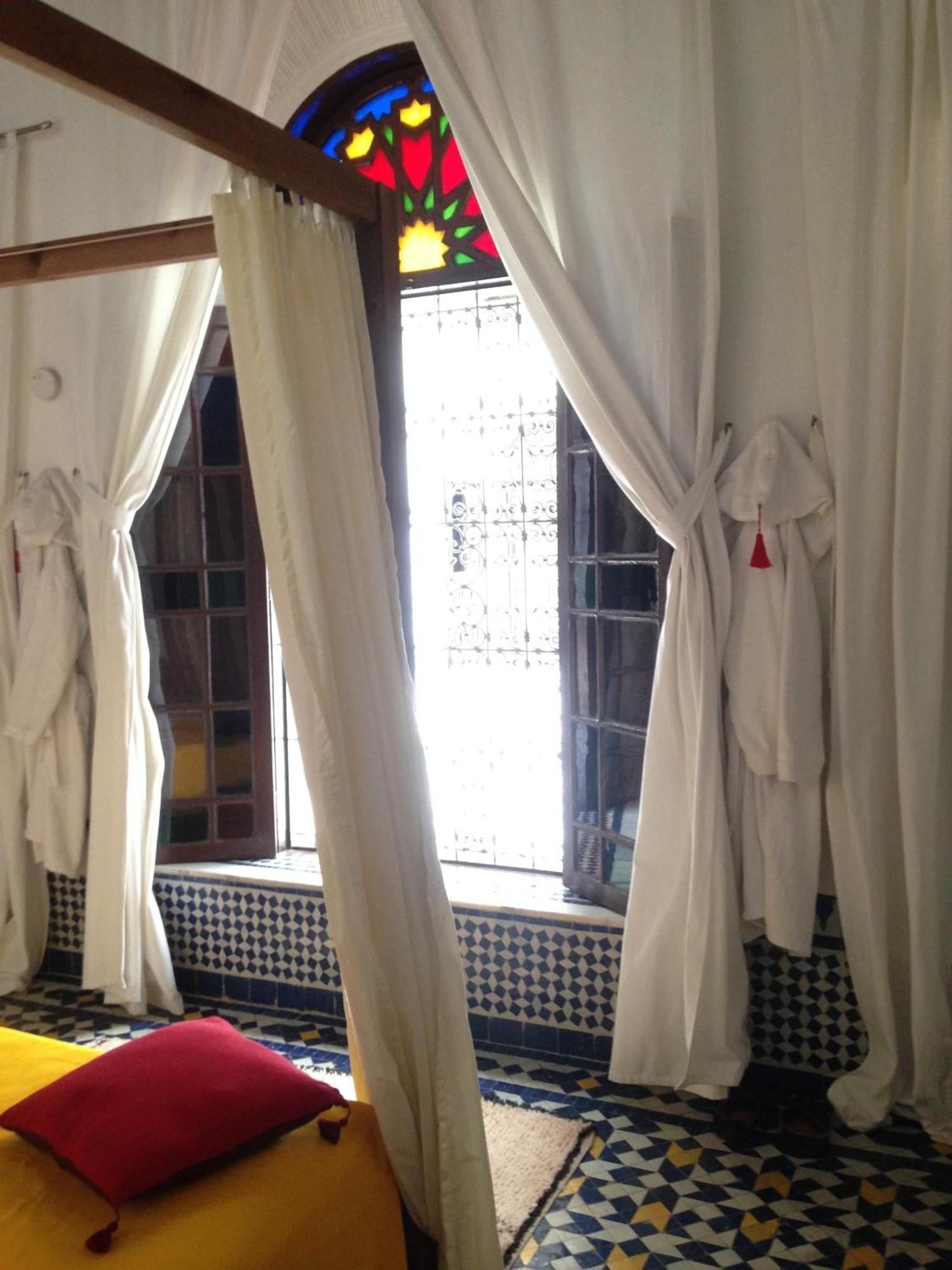 Riad Tizwa Fès Zimmer foto